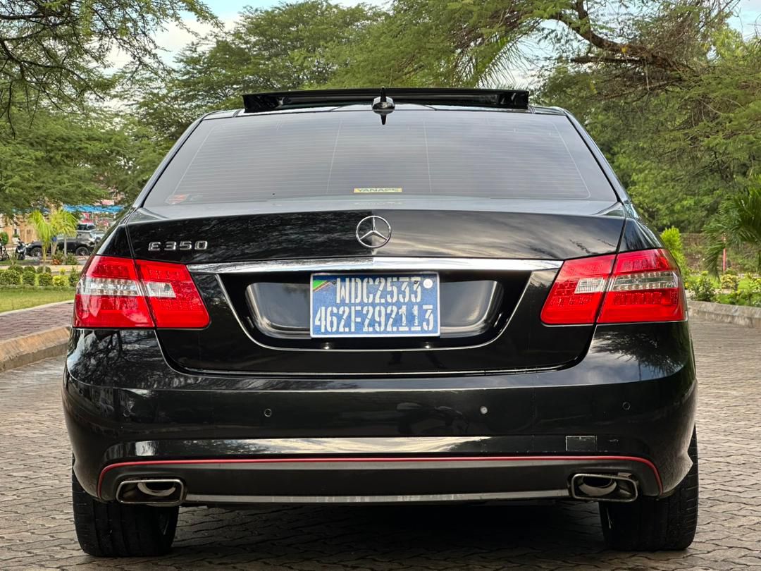MERCEDES BENZ E-CLASS thumbnail 9